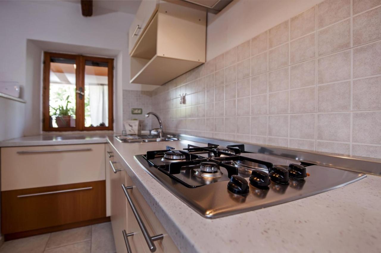 Holiday Apartment Daria 20 Ровин Екстериор снимка