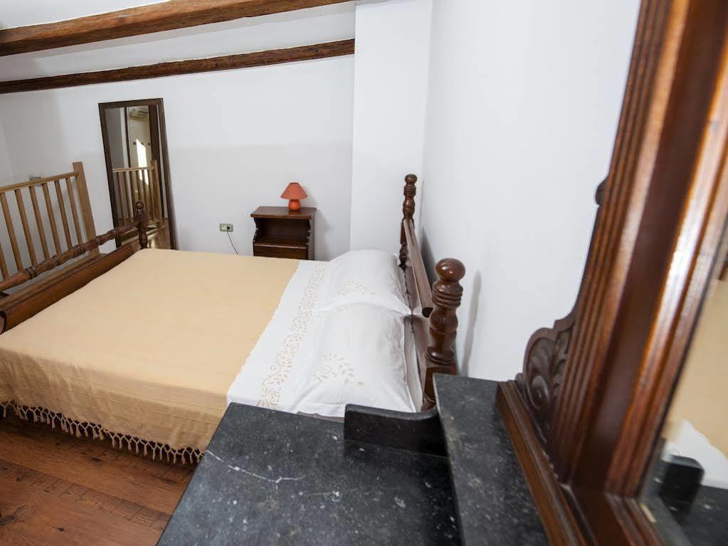 Holiday Apartment Daria 20 Ровин Екстериор снимка